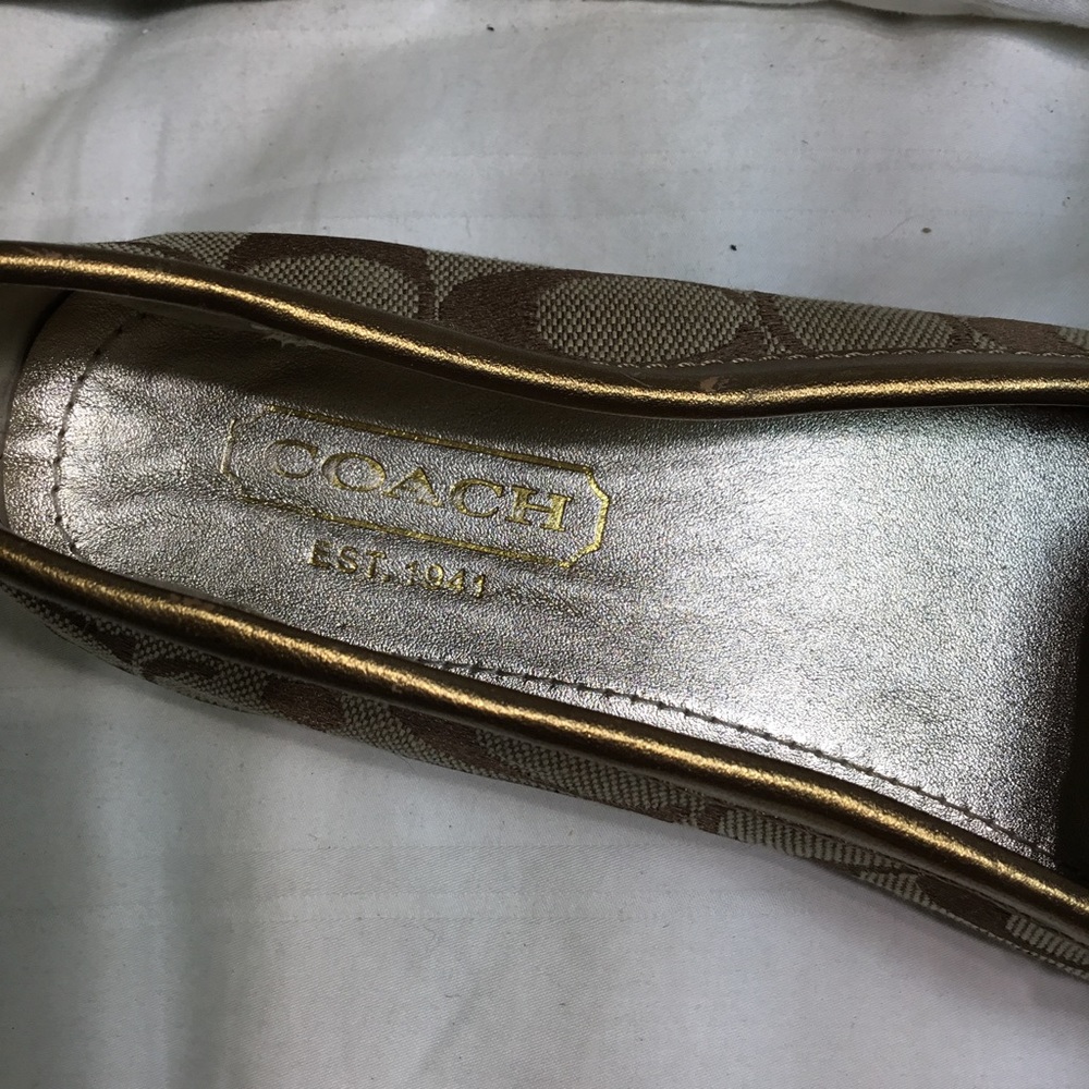 Coach fabric loafers, size 6.5 M, never worn - Picture 3 of 6